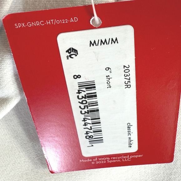 SPANX Pull On Tailored Shorts White Stretch Shaping Lined Women's M NWT 6 inches - Picture 5 of 8
